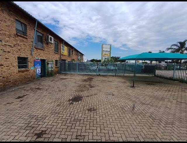 INDUSTRIAL PROPERTY TO RENT IN HENNOPSPARK